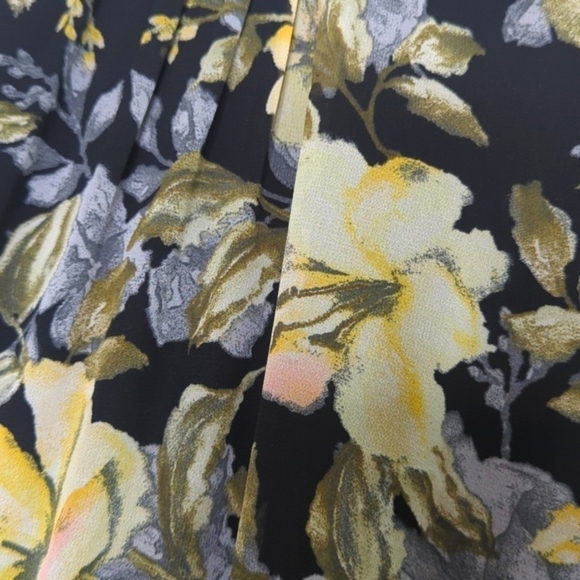 FATE Dark Floral Ruched Bodycon Mini Dress Ruffle Mock Neck Rear Zipper S - Picture 8 of 13